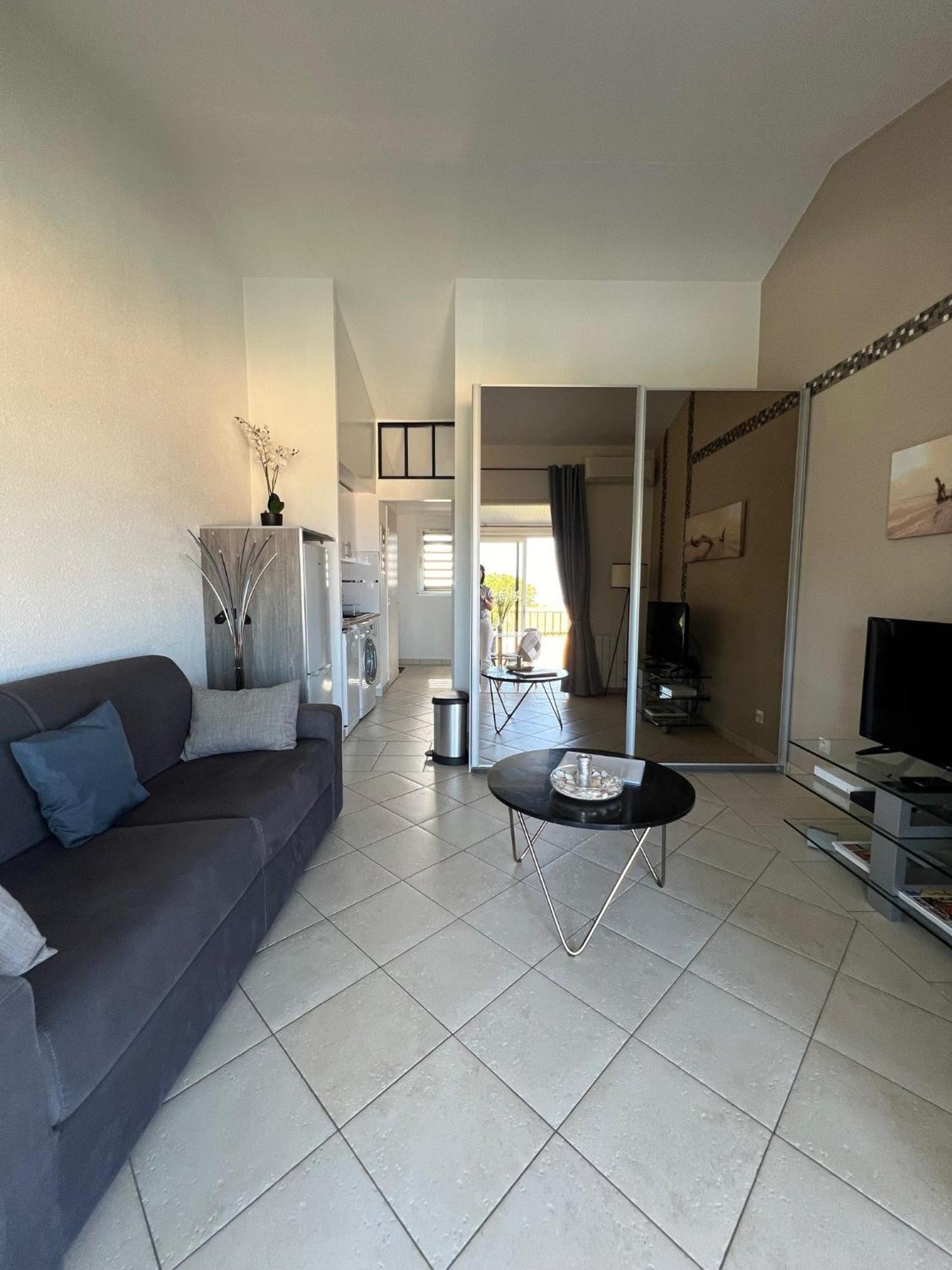 Appartement Vue Mer Golfe De Saint-Tropez Cogolin Exterior foto